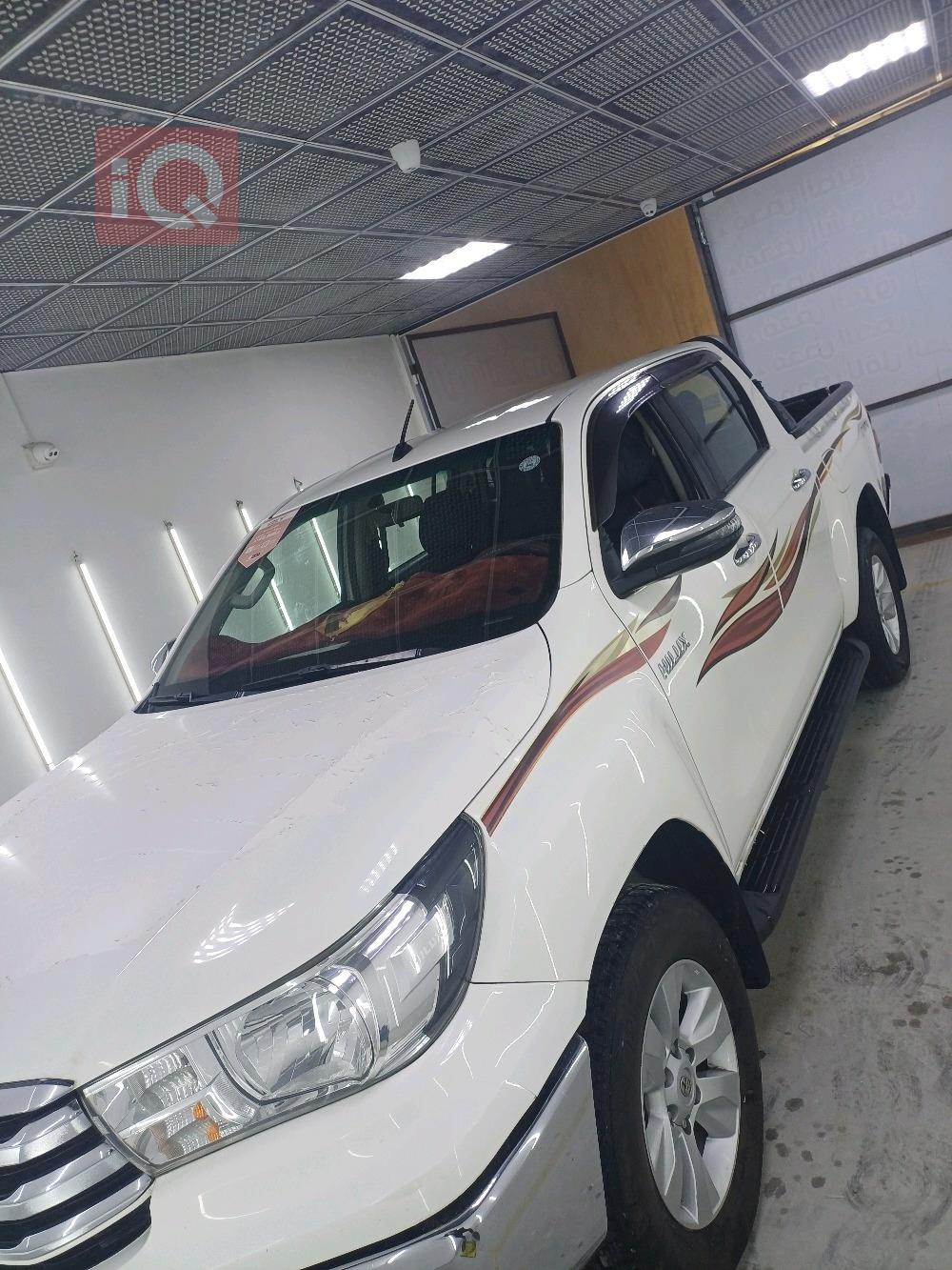 تويوتا هايلوكس